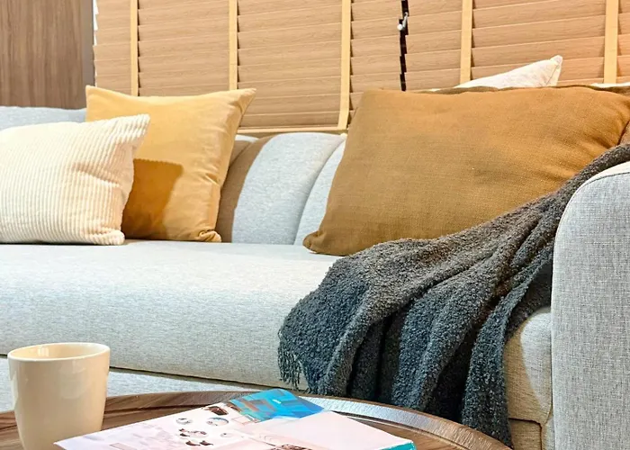 Spacious 2br2ba In Thonglor With Wifi & Balcony Bangkok