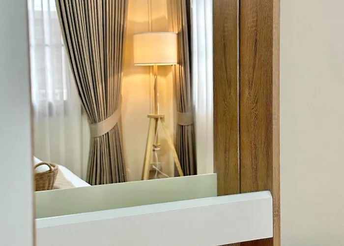 Spacious 2br2ba In Thonglor With Wifi & Balcony Apartment Bangkok
