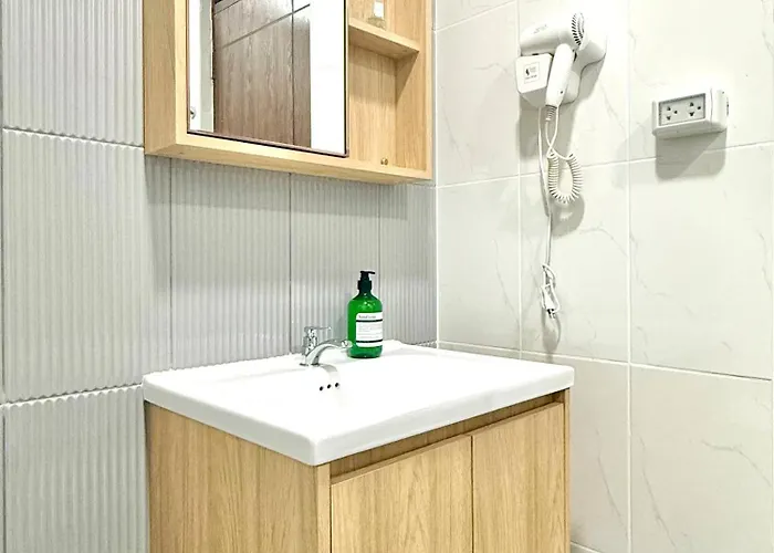 Spacious 2br2ba In Thonglor With Wifi & Balcony * Bangkok
