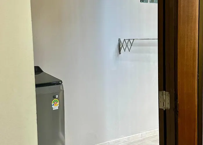 Spacious 2br2ba In Thonglor With Wifi & Balcony Apartment *