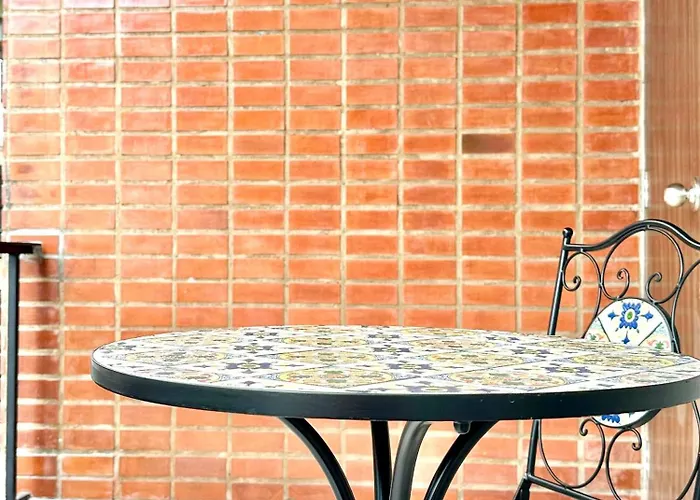 Spacious 2br2ba In Thonglor With Wifi & Balcony